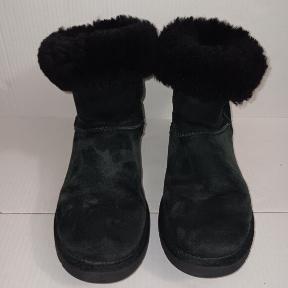 UGG WOMEN'S CLASSIC SHORT BOOTS - Picture 3 of 10